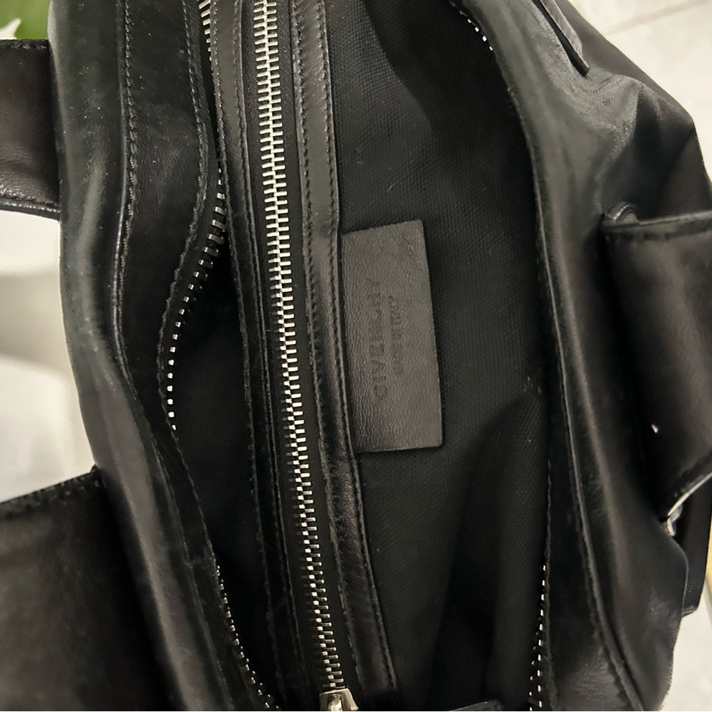 Givenchy embossed Black Leather tote Handbag - Picture 3 of 5